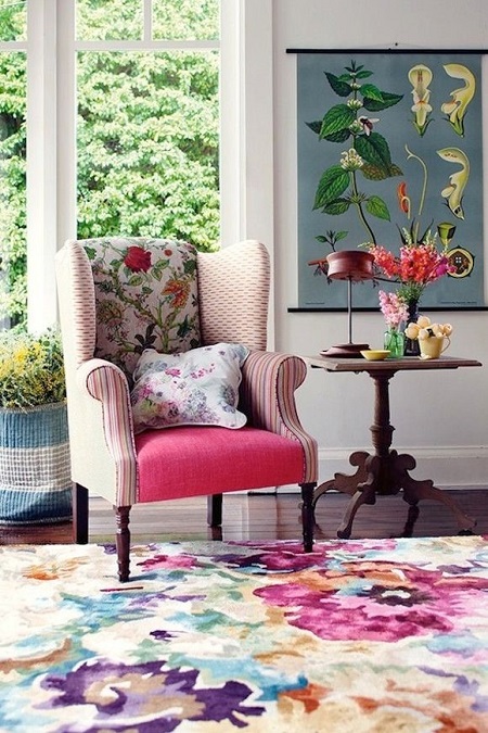 Мебель с цветочными принтами
