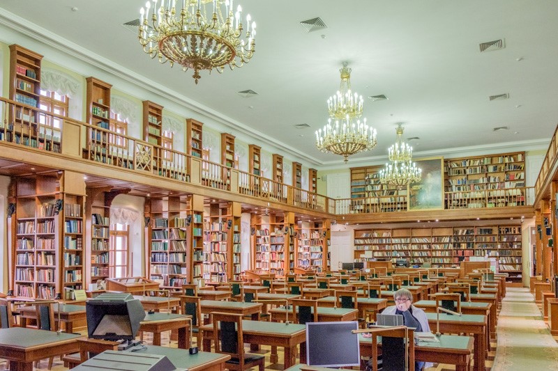 Читальный зал библиотеки им. Ленина 