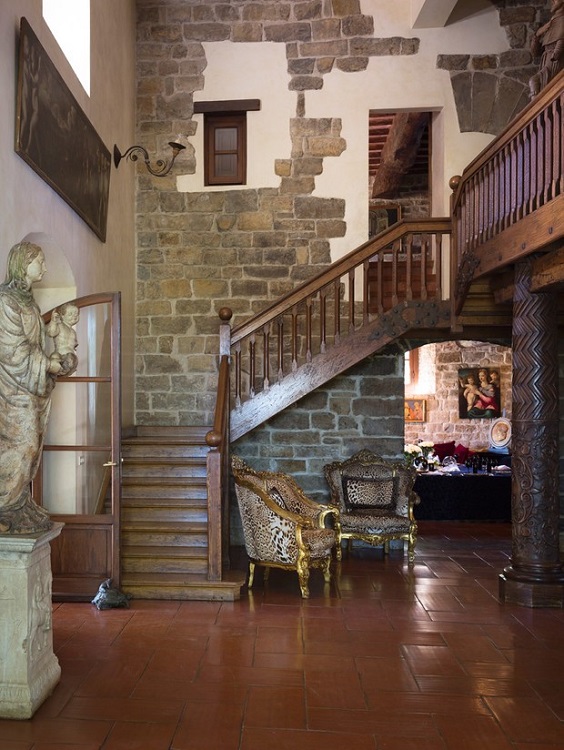 Лестница в доме Кавалли в Тоскане 